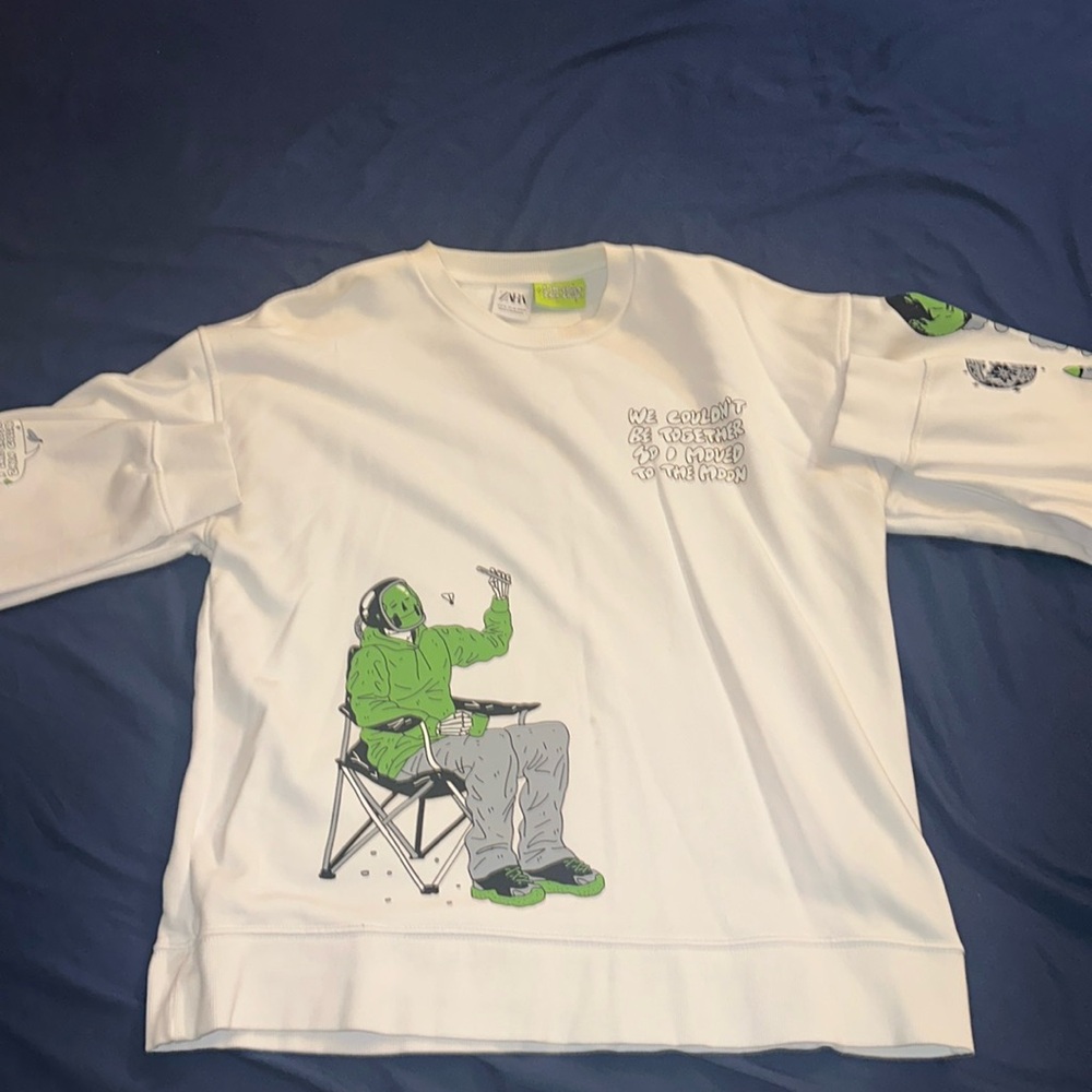 Zara men’s long sleeves T-shirt xl, green, black, white and grey.